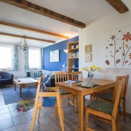 Apartman Holidays By Interhome *